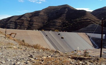 Lining Terroba Dam